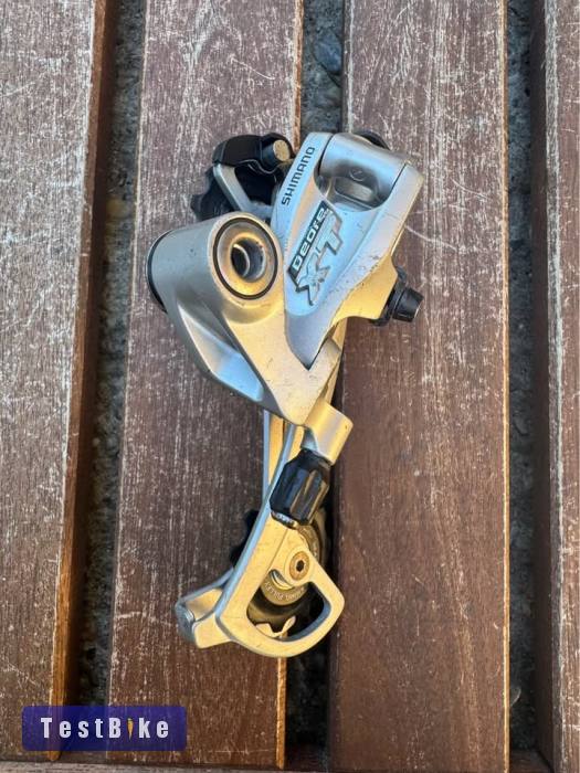 Használt Shimano Deore XT M761 eladó