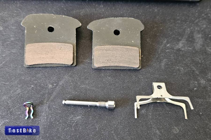 Használt Shimano M6000 Icetec féknyereg és fékcső eladó