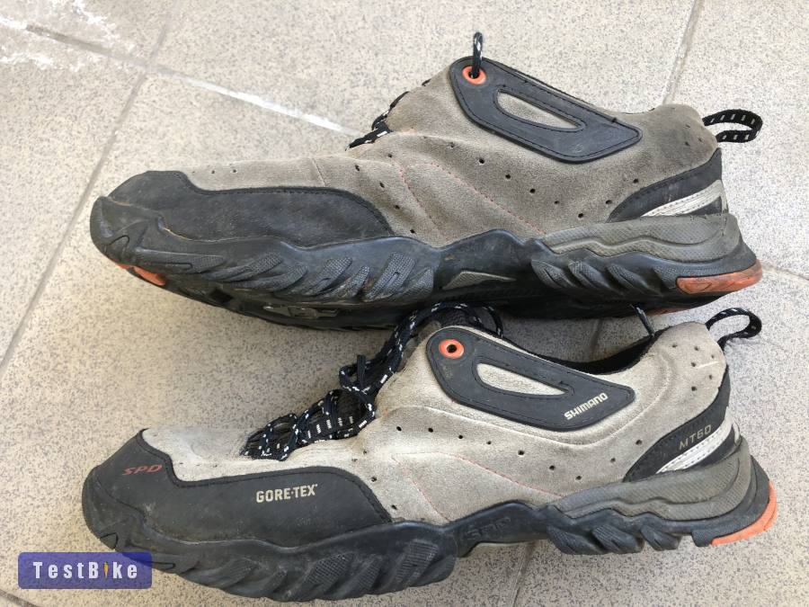 Használt Shimano SH-MT60 eladó 45-ös