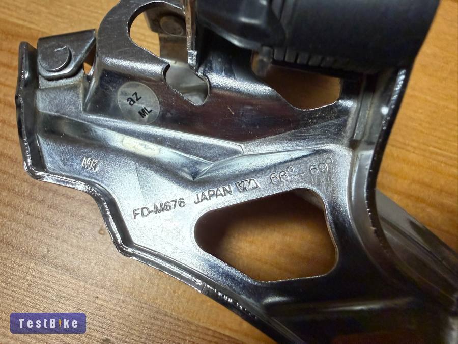 Használt Shimano SLX FD-M676 első váltó eladó.