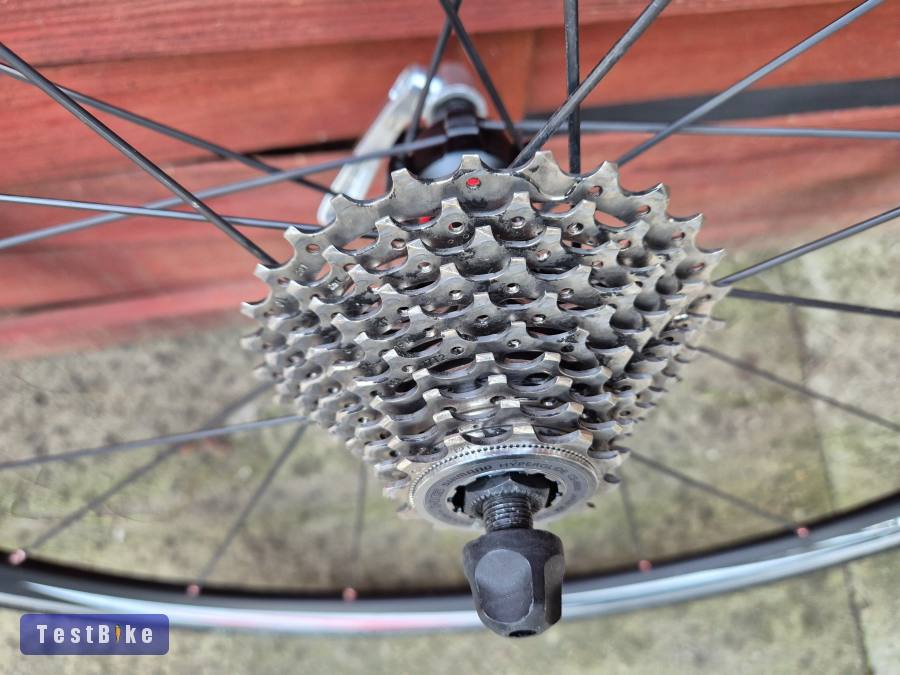 Használt Shimano WH-R550 eladó