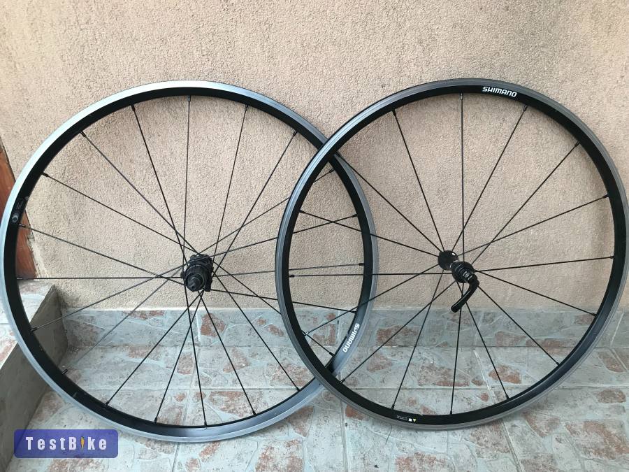 Használt küllőnél repedt Shimano WH-RS10 eladó