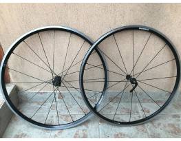 Használt küllőnél repedt Shimano WH-RS10 eladó
