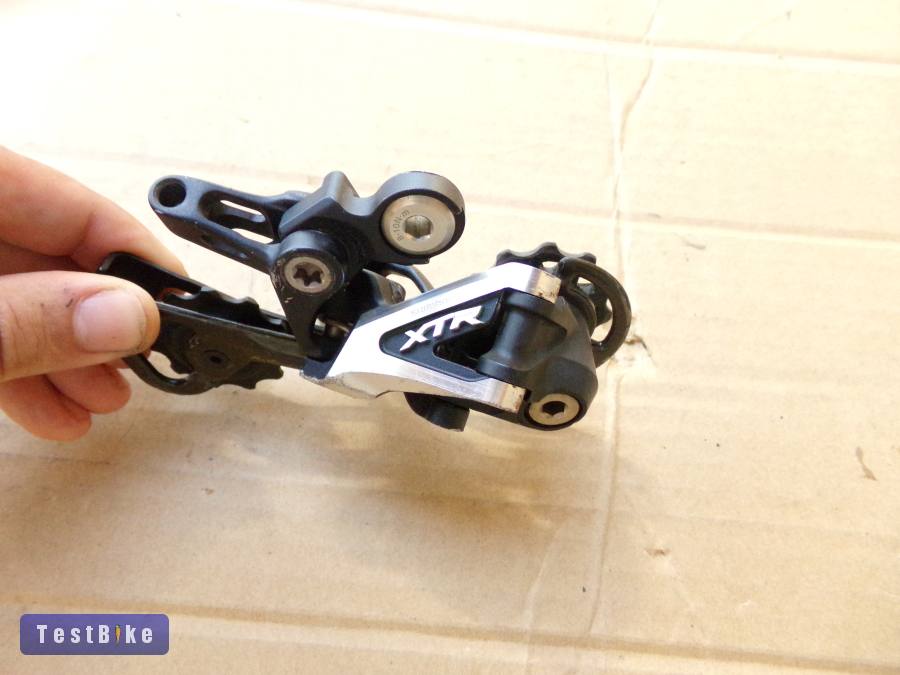 Használt Shimano XTR RD-M980 carbon kanalas 10 seb.hátsó váltó. 