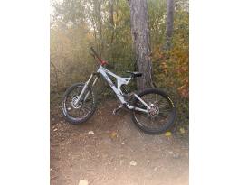 Használt SPECIALIZED BIGHIT 2 brutál dh/freeride romboló