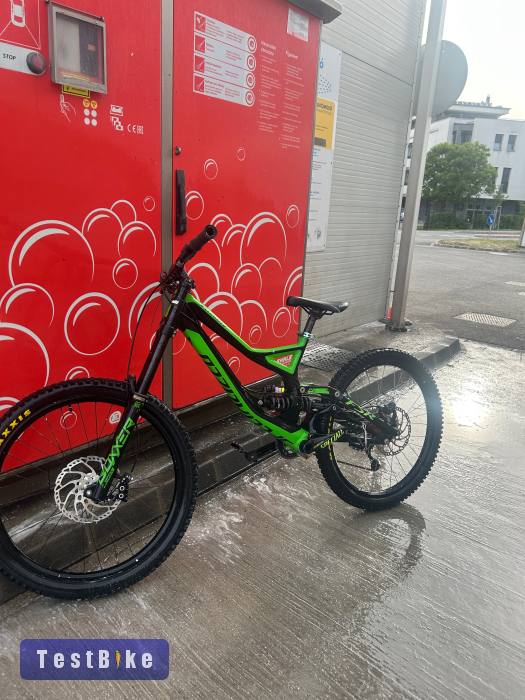 Specialized Demo 8
