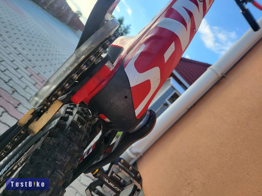 Használt Specialized S-Works Demo 8 Carbon Team Replica eladó