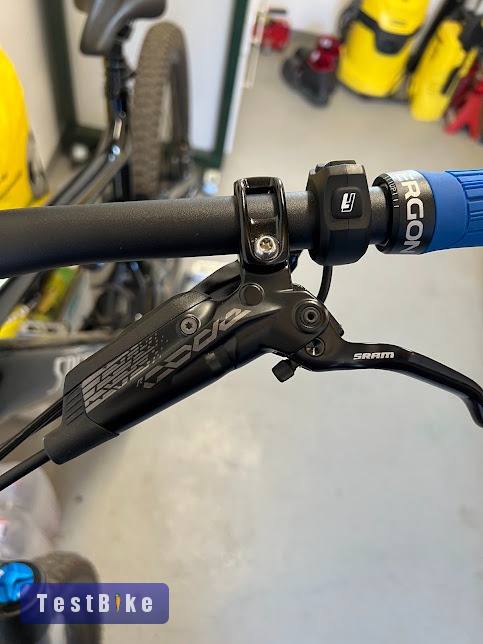 Használt SRAM CODE R eladó