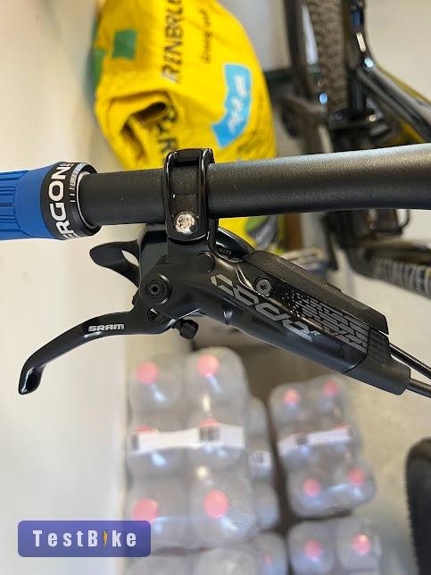 Használt SRAM CODE R eladó