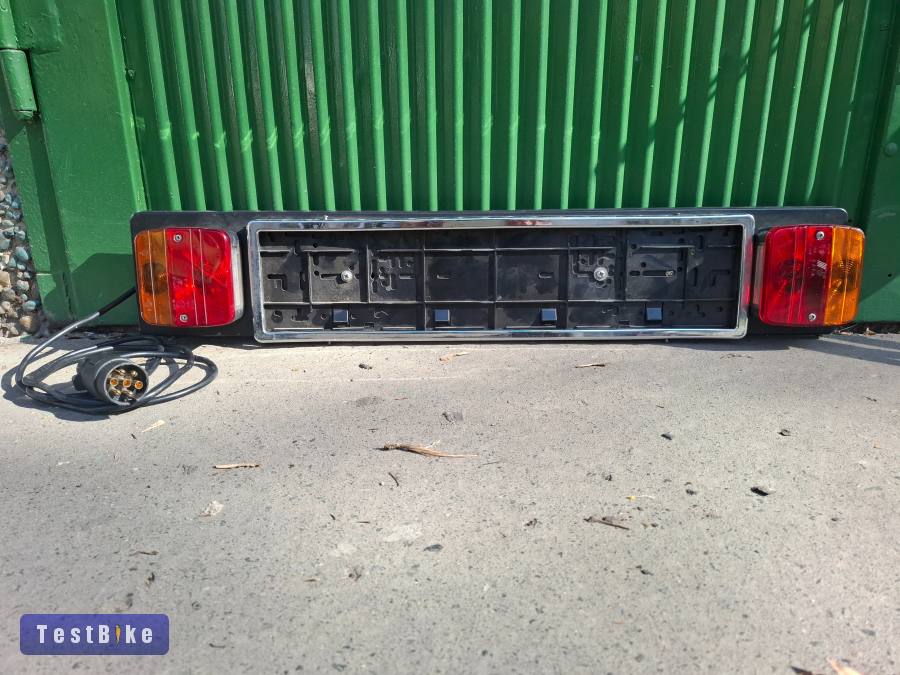 ELADVA! (Használt Thule ClipOn 9103 és rendszámtartó)