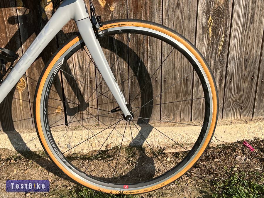 Használt Trek Emonda ALR 5 Fulcrum Racing 3 kerékszettel