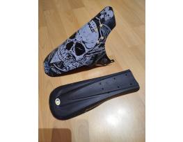 Használt Wake első és Raptor hátsó DH sárvédő 