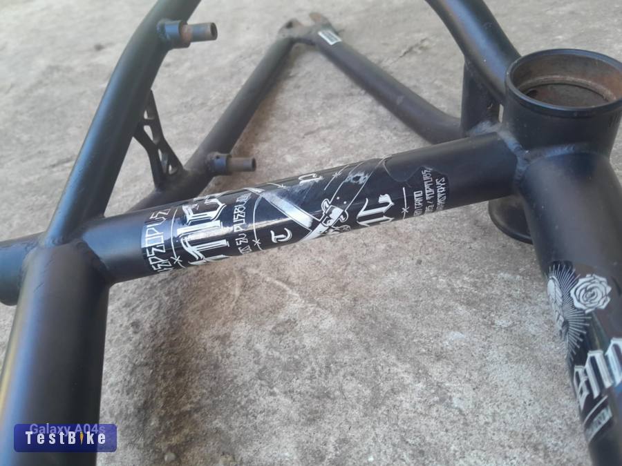 Használt Wethepeople Justice BMX váz eladó