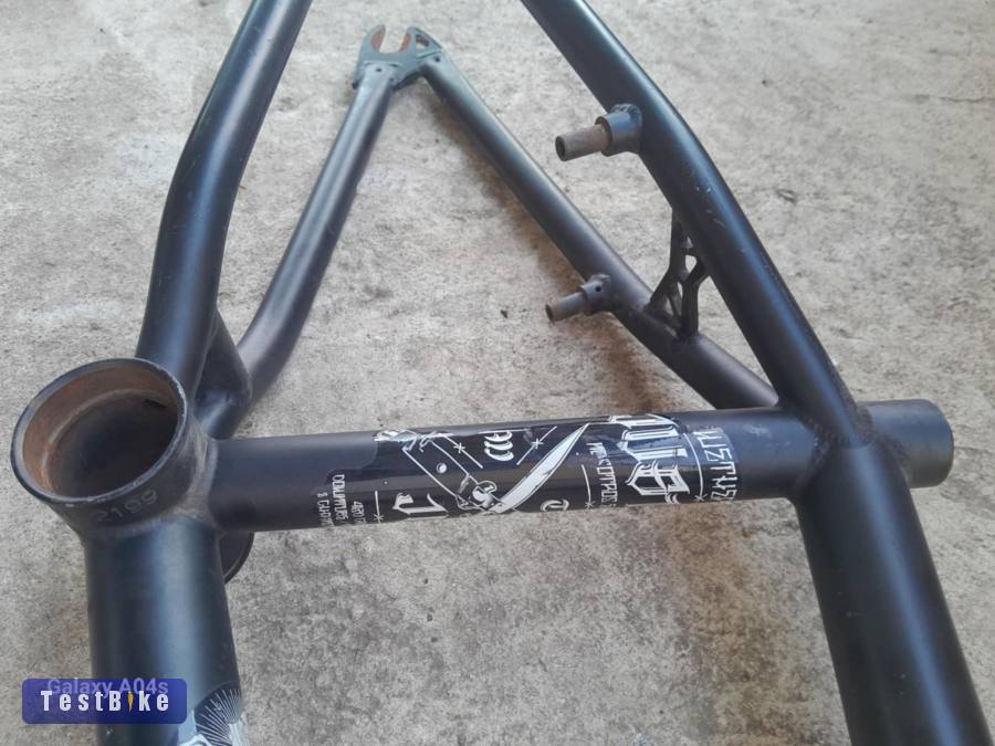 Használt Wethepeople Justice BMX váz eladó