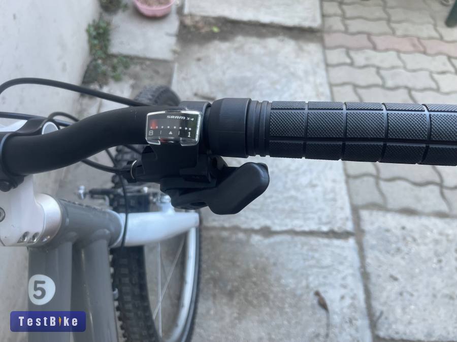 Használt Woom 5 gyerek kerékpár eladó