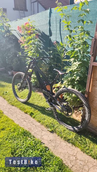 Használt YT Tues 2022 XL 27,5" (Carbon)