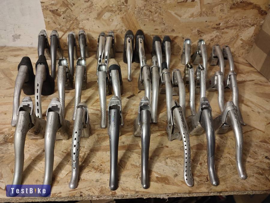 Hiányos országúti fékkar kupac 36db