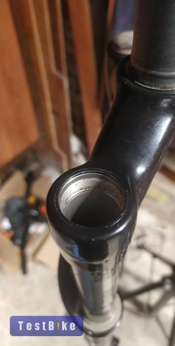 Hiányos Rock Shox Psylo XC alkatrésznek