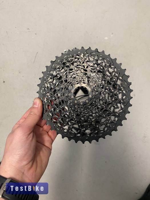 Hibas! Sram Rival 11s elado