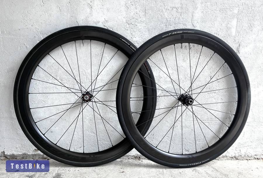 Gyári állapotú Fulcrum Wind 42 DB karbon kerékszett