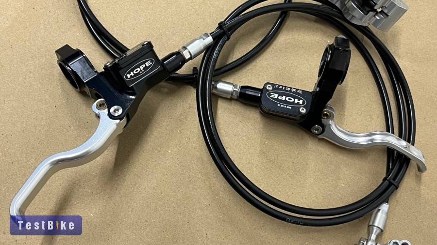 Hope M4 tárcsafékszett 4 dugattyús, e+h, újszerű állapotban.