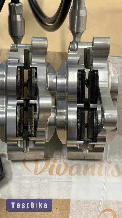 Hope M4 tárcsafékszett 4 dugattyús, e+h, újszerű állapotban.