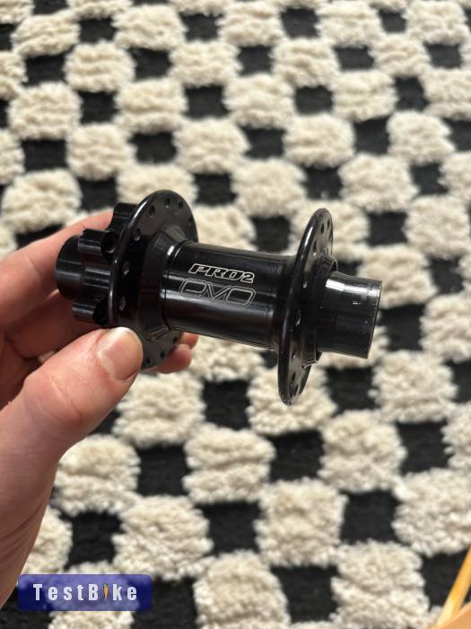 Hope pro2 evo elso kerekagy