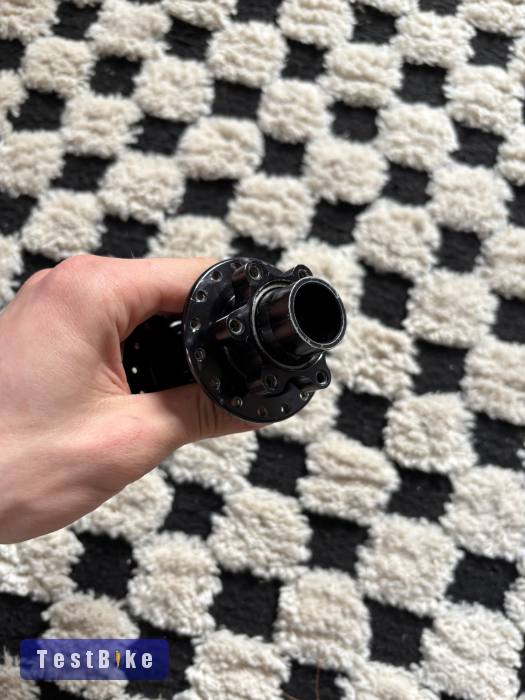 Hope pro2 evo elso kerekagy