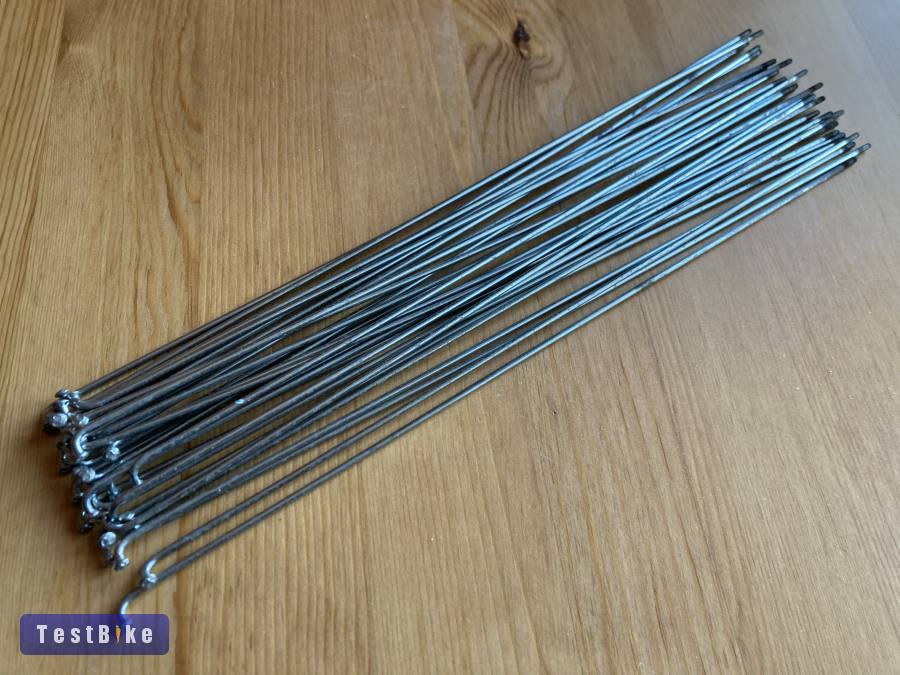 Horganyzott küllők 282x2.0mm 31db + sok anya ingyen