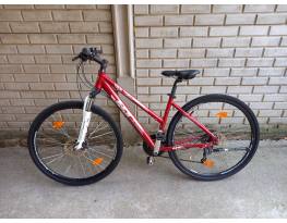 HT 28" cross trekking kerékpár