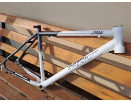 HT XCS 5.5 MTB váz