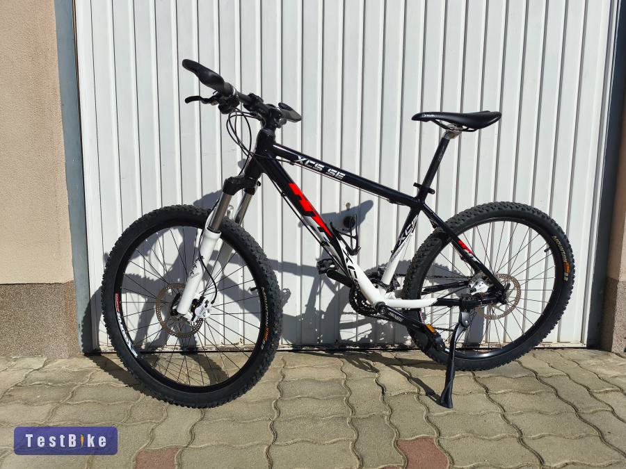 HT XCS SE MTB – megkímélt, felsőbb kategóriás alkatrészekkel
