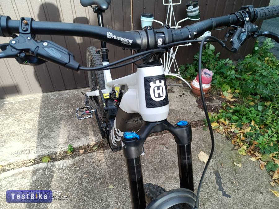 Husqvarna hc4 Enduro ebike L méret 