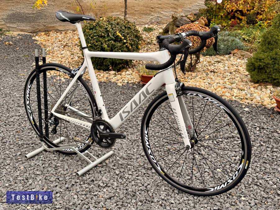 Isaac Boson Dual 30 karbon országúti Mavic kerekekkel