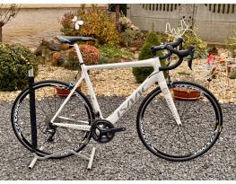 Isaac Boson Dual 30 karbon országúti Mavic kerekekkel