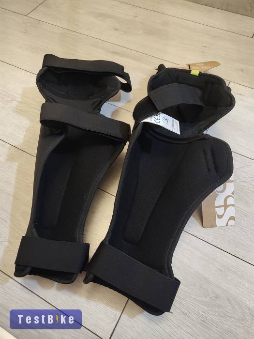 IXS térd- és lábszárvédő még nem használt 