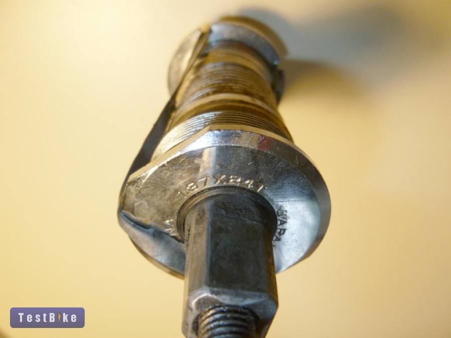 Japán négyszög tengelyes középrész