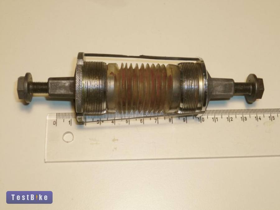 Japán négyszög tengelyes középrész