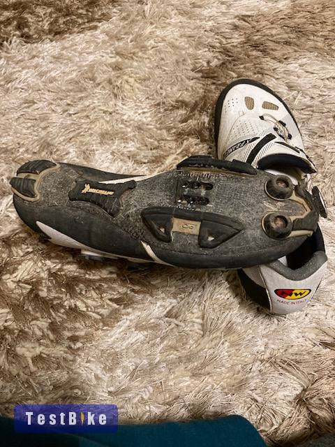 jó állapotú 40,5 fehér NW X Frame 2 Ghost pro MTB cipő