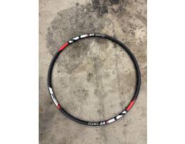 Jó állapotú Dt Swiss CSW MA 2.9 felni 29"