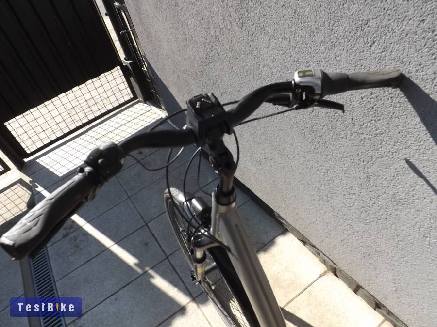 Kalkhoff E-bike, bosch motorral, agyváltós kerékkel.