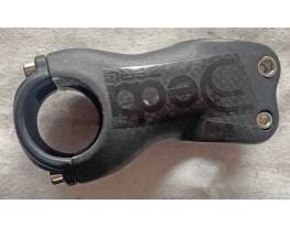 karbon, -17°, 70mm, 136g kormányszár / stucni