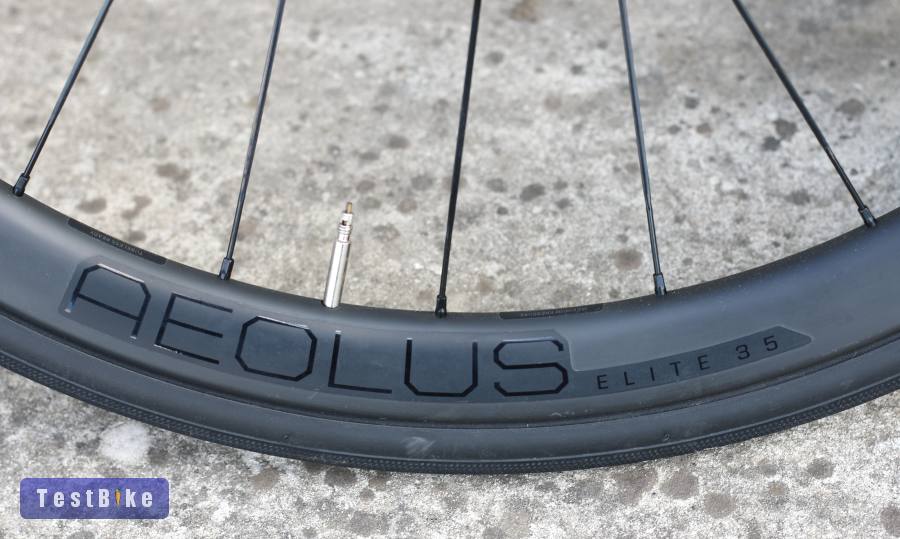 Karbon BONTRAGER AEOLUS ELITE 35 DISC outi/gravel kerékszett