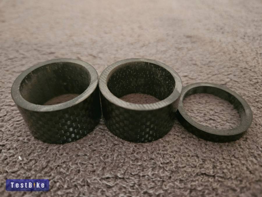 Karbon kormányszár hézagolók