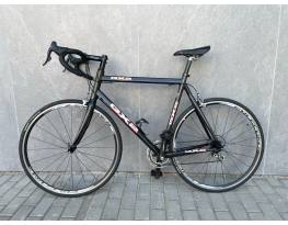 Karbon országúti kerékpár Campagnolo szettel