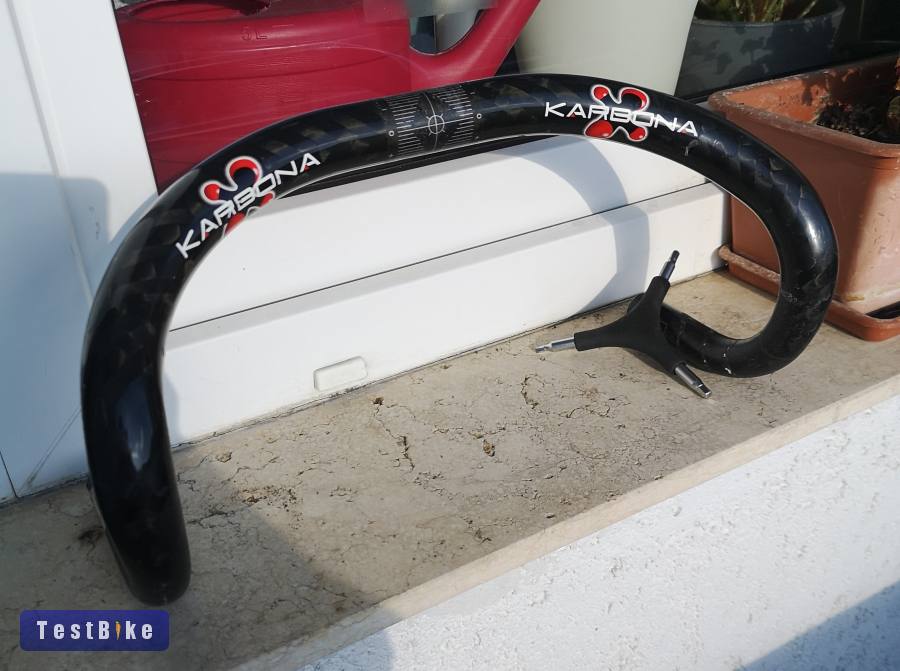 Karbona pályakormány