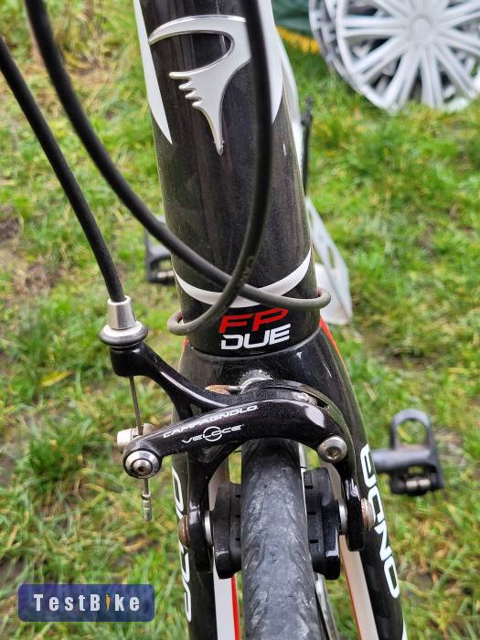 karbonvázas  XL Pinarello FP due, UCI.