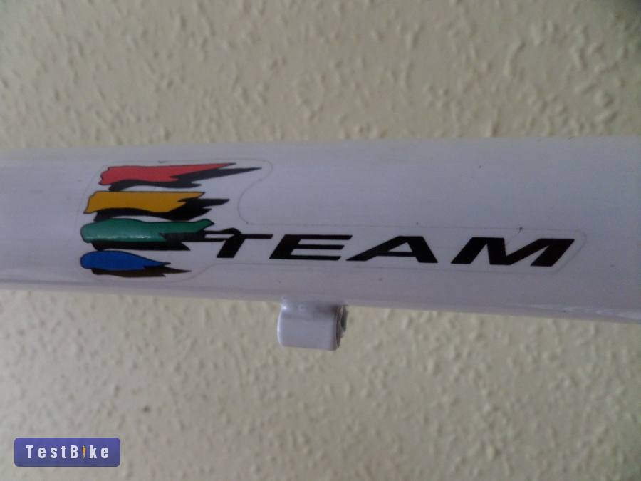 Kastle Absolute Team Hand Made in Italy akcio hétvégéig!