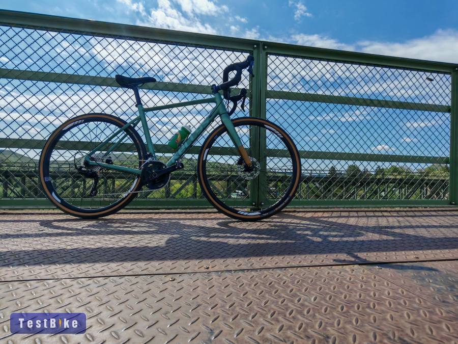 Kellys Soot X50 Mineral Teal gravel  (vázfólia+ tubeless)