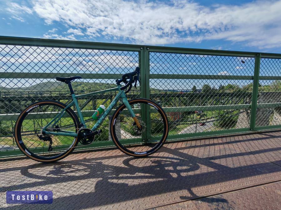 Kellys Soot X50 Mineral Teal gravel  (vázfólia+ tubeless)